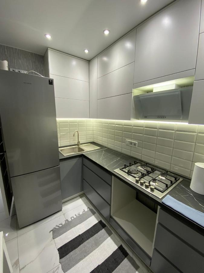 Стильная Квартира На Позняках Газ И Низкий Этаж Kiew Exterior foto